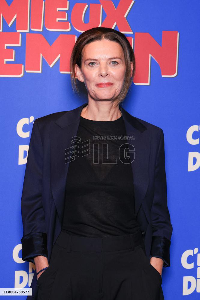 C Etait Mieux Demain Premiere - Paris