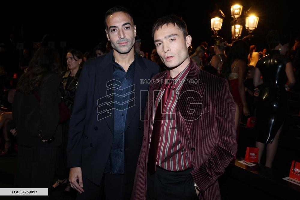 PFW - Le Défilé. Liberté, Egalité, Sororité"You're Worth It" L'Oréal Paris Front Row