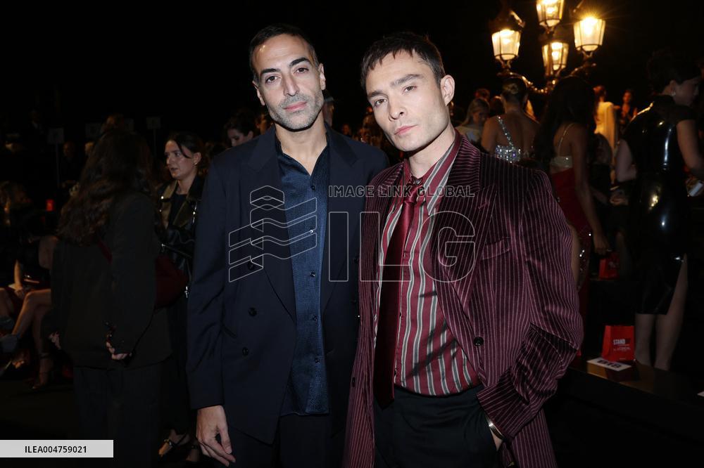 PFW - Le Défilé. Liberté, Egalité, Sororité"You're Worth It" L'Oréal Paris Front Row