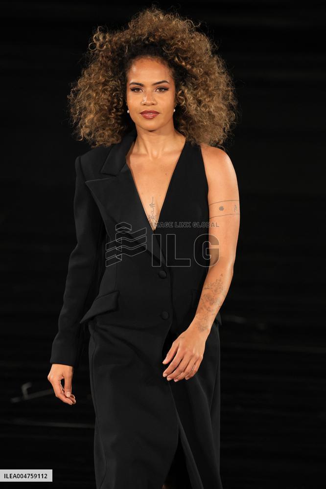 PFW - Le Défilé. Liberté, Egalité, Sororité"You're Worth It" L'Oréal Paris Runway