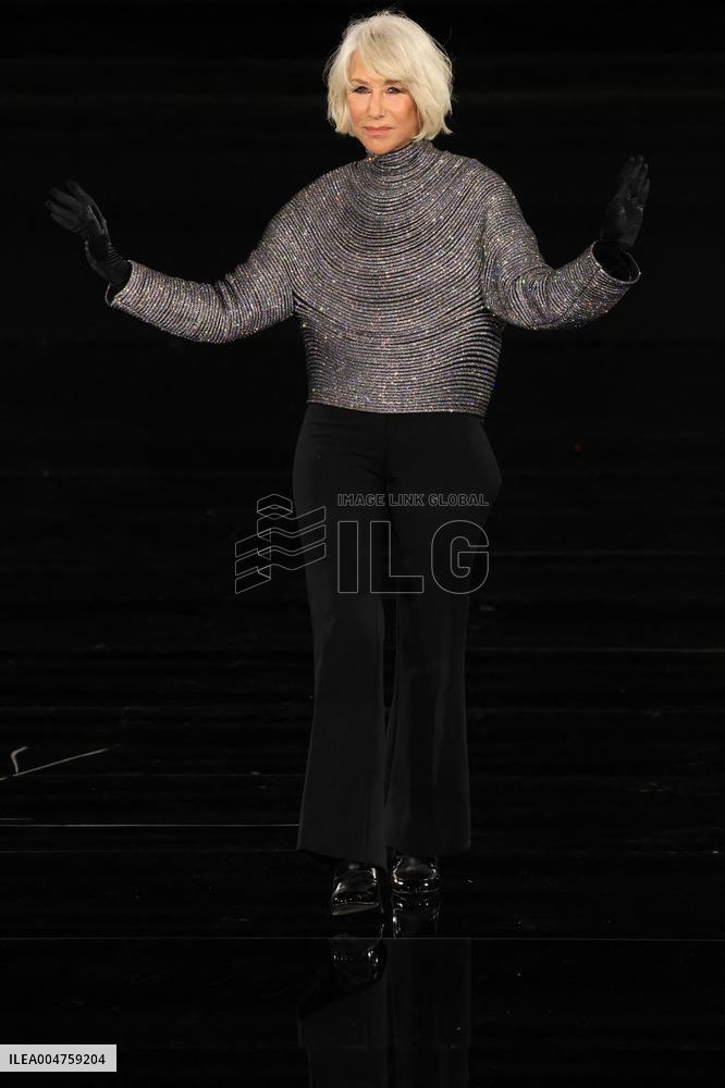 PFW - Le Défilé. Liberté, Egalité, Sororité"You're Worth It" L'Oréal Paris Runway