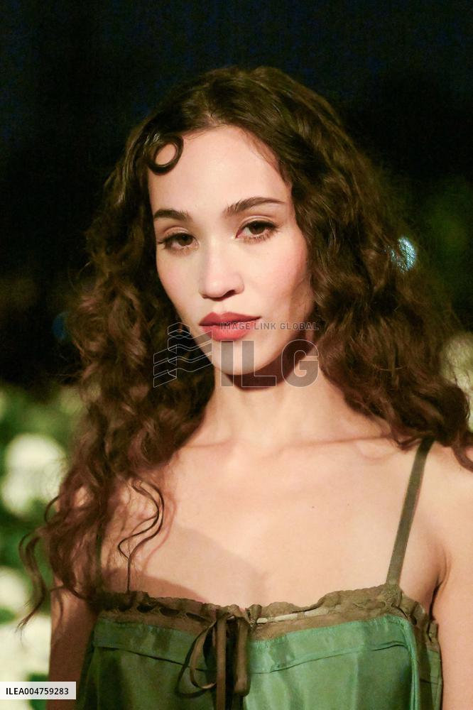 PFW Saint Laurent Front Row