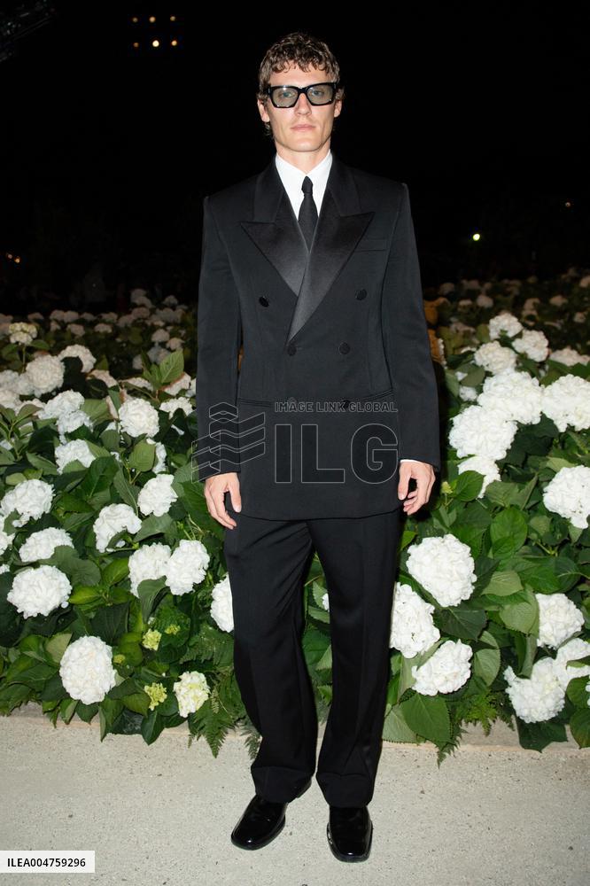 PFW Saint Laurent Front Row