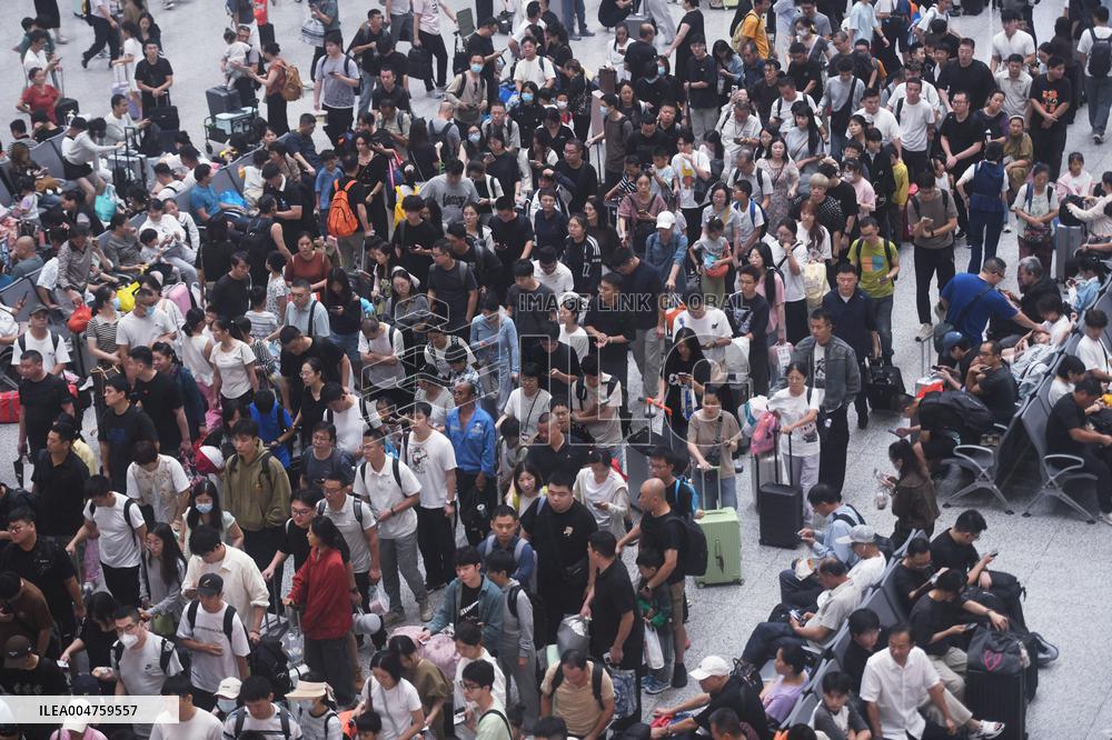 Peak travel During The National Day Holiday