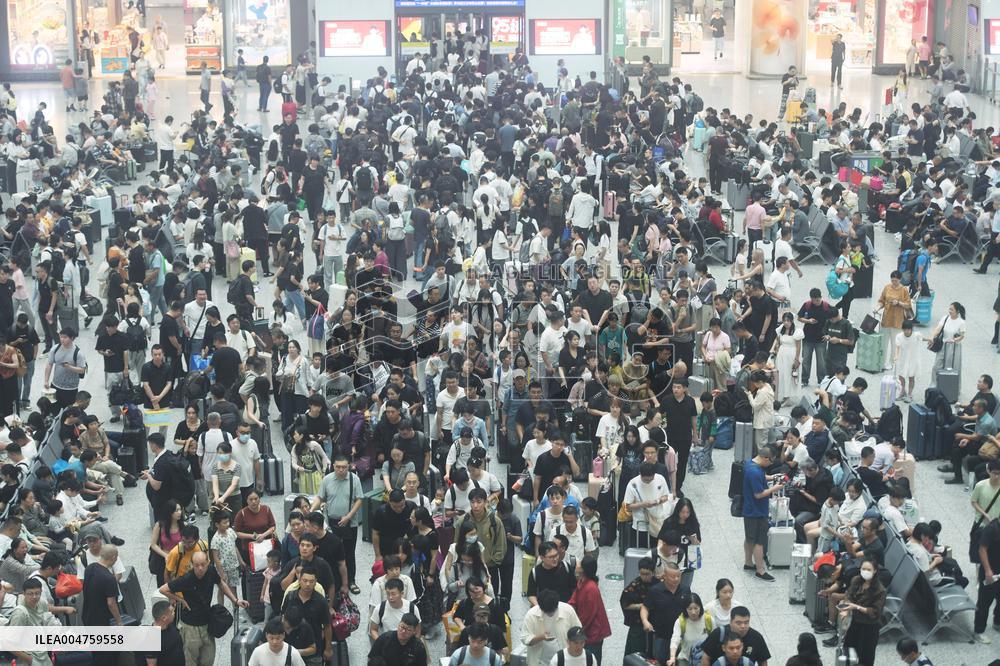 Peak travel During The National Day Holiday