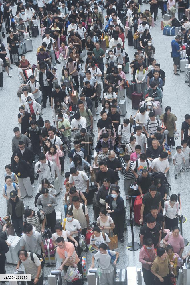 Peak travel During The National Day Holiday