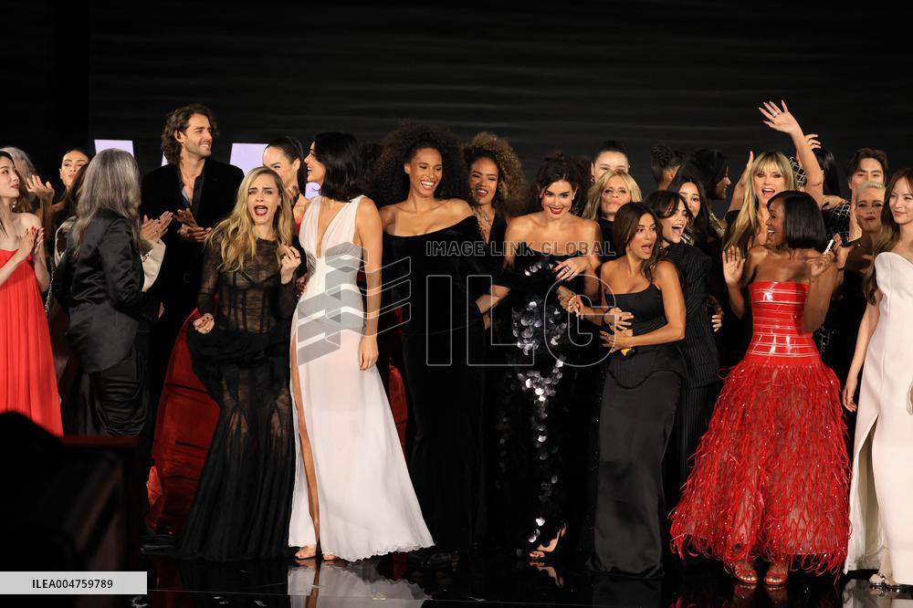 PFW - Le Défilé. Liberté, Egalité, Sororité"You're Worth It" L'Oréal Paris Runway