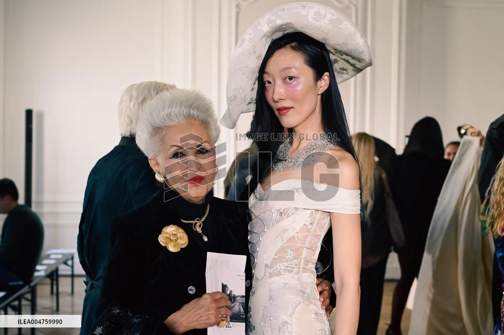 PFW - Weinsanto Front Row