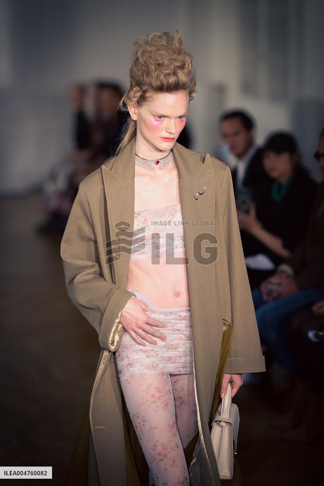 PFW - Weinsanto Runway