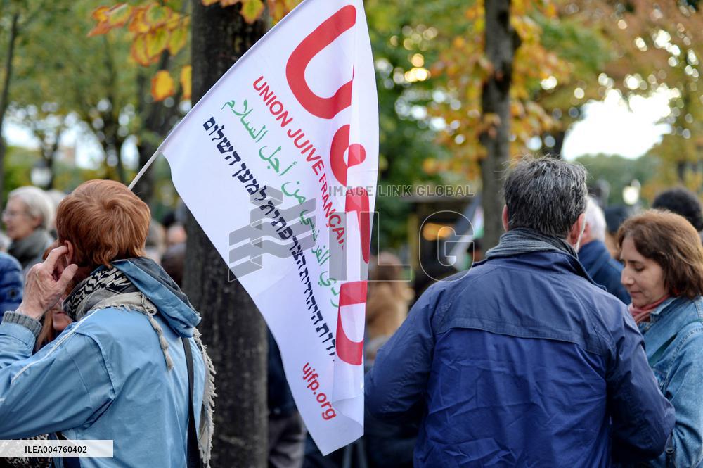 Rally in Support of Journalists in Gaza - Paris