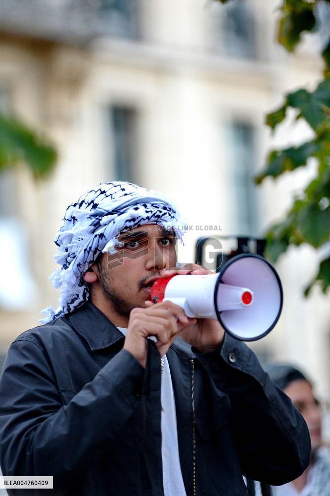 Rally in Support of Journalists in Gaza - Paris