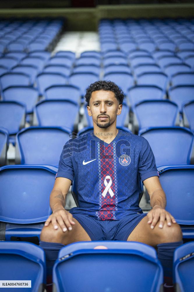 PSG Support the Pink October Campaign - Paris