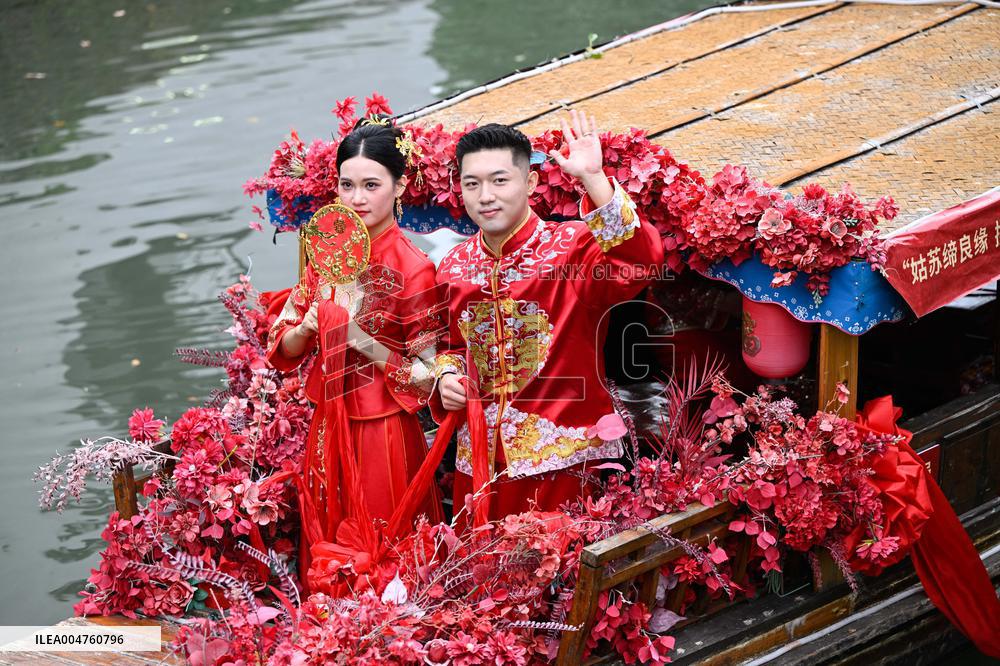 Group Wedding - China