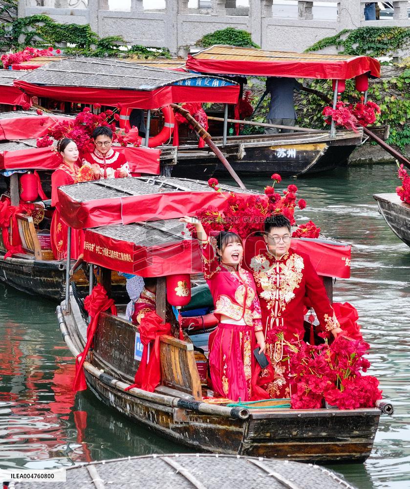 Group Wedding - China