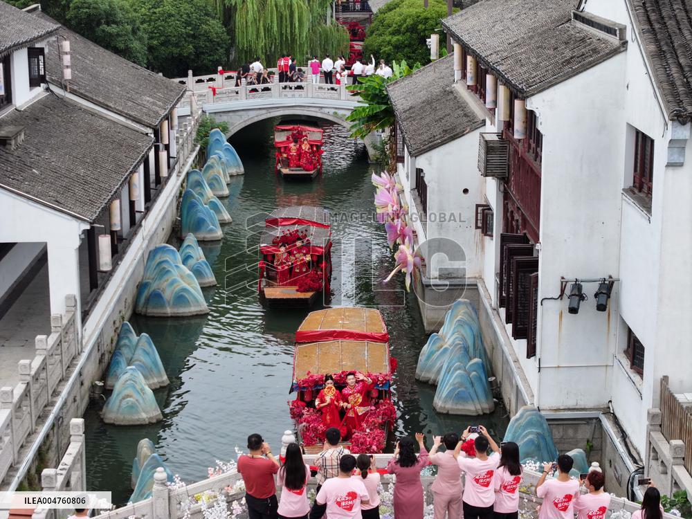 Group Wedding - China