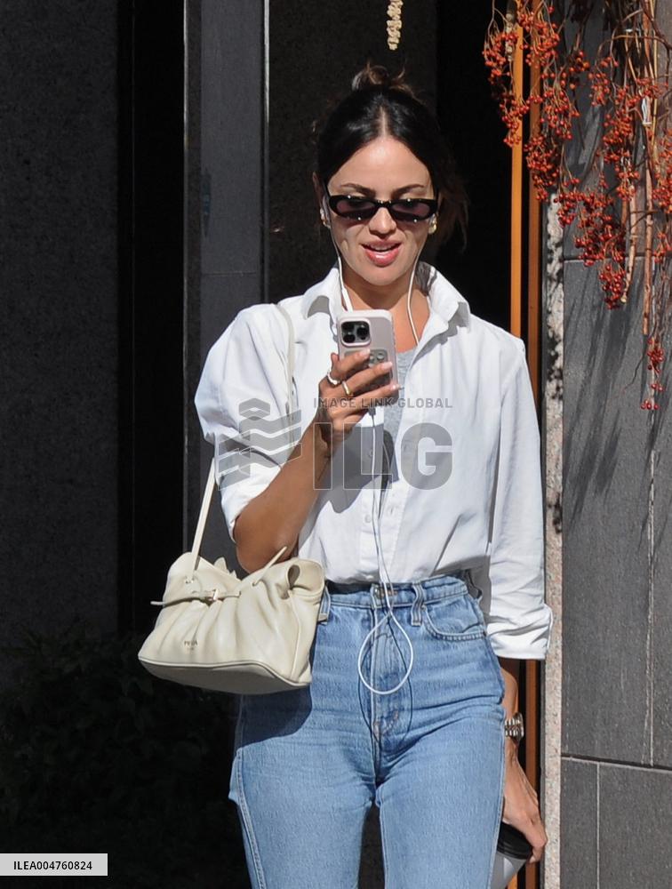 Eiza Gonzalez Out And About - Milan