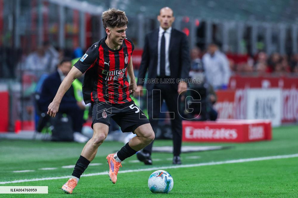 Serie A - AC Milan v SSC Napoli