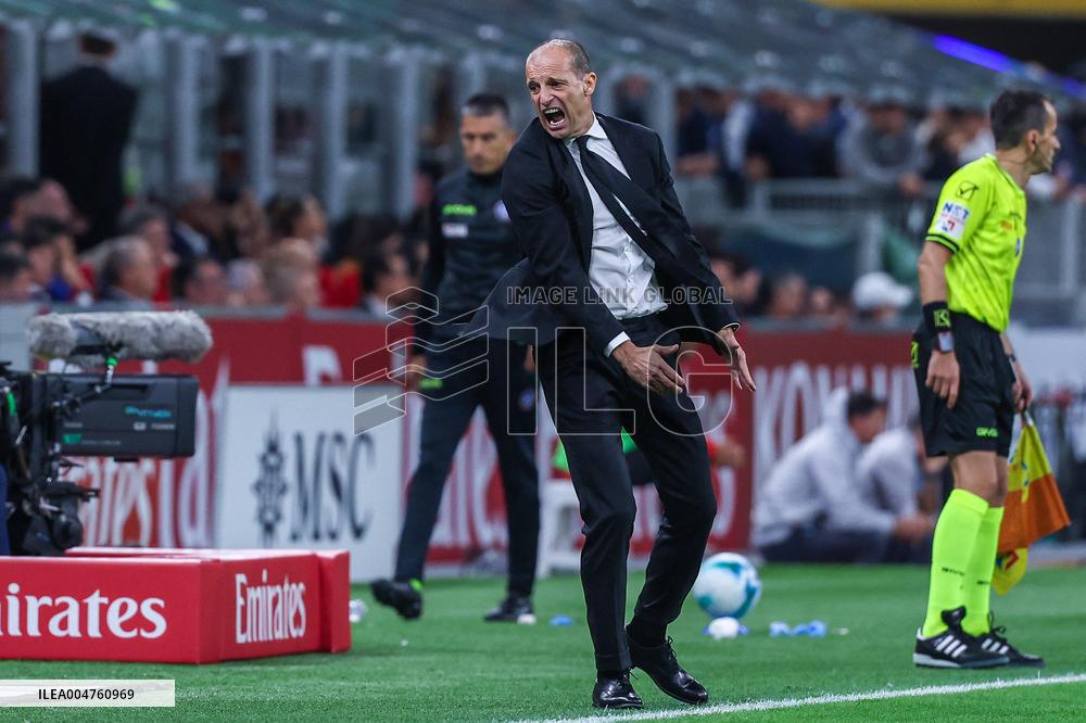 Serie A - AC Milan v SSC Napoli