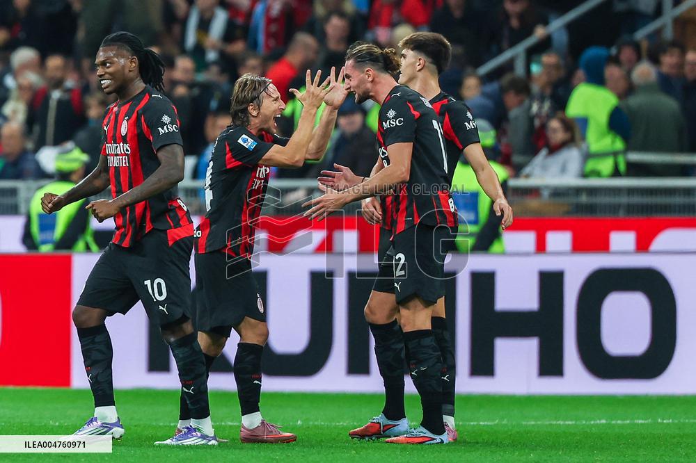 Serie A - AC Milan v SSC Napoli