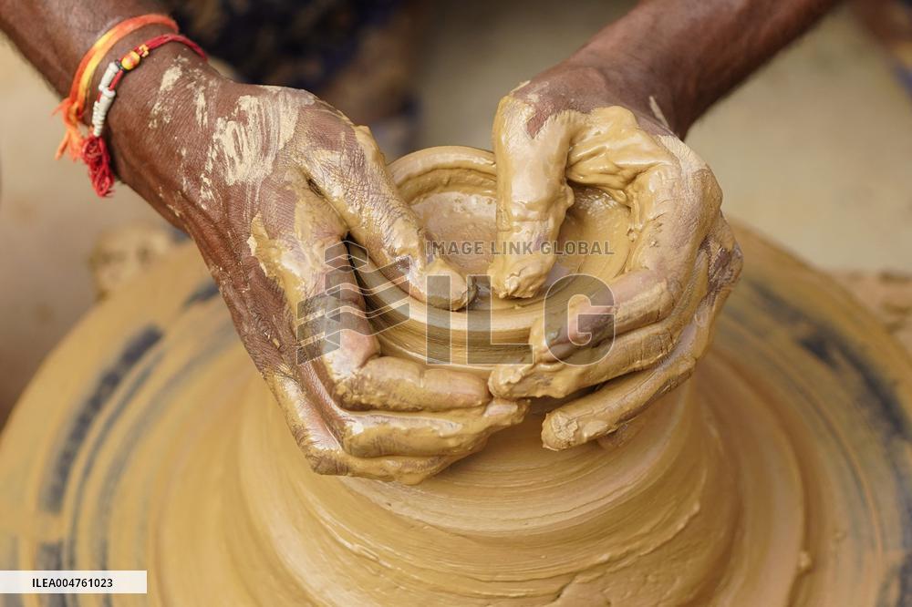 Indian Potter Gives Final Touches to Karva Pot - Ajmer