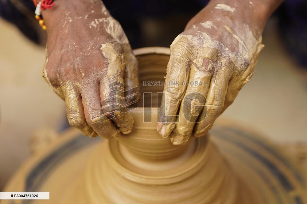 Indian Potter Gives Final Touches to Karva Pot - Ajmer