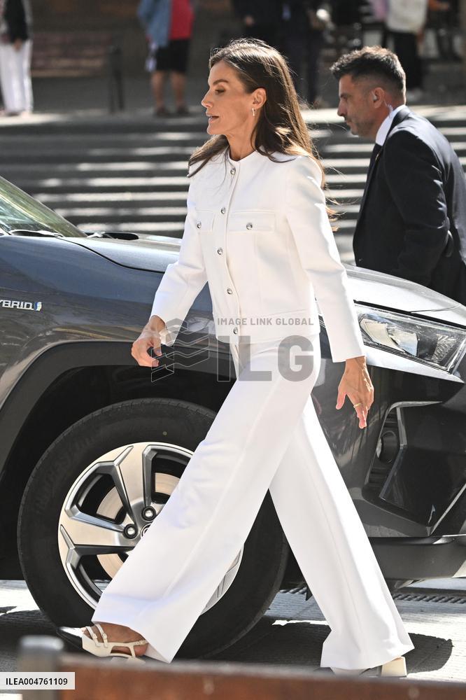 Queen Letizia At 5th of Retina Eco Awards - Madrid