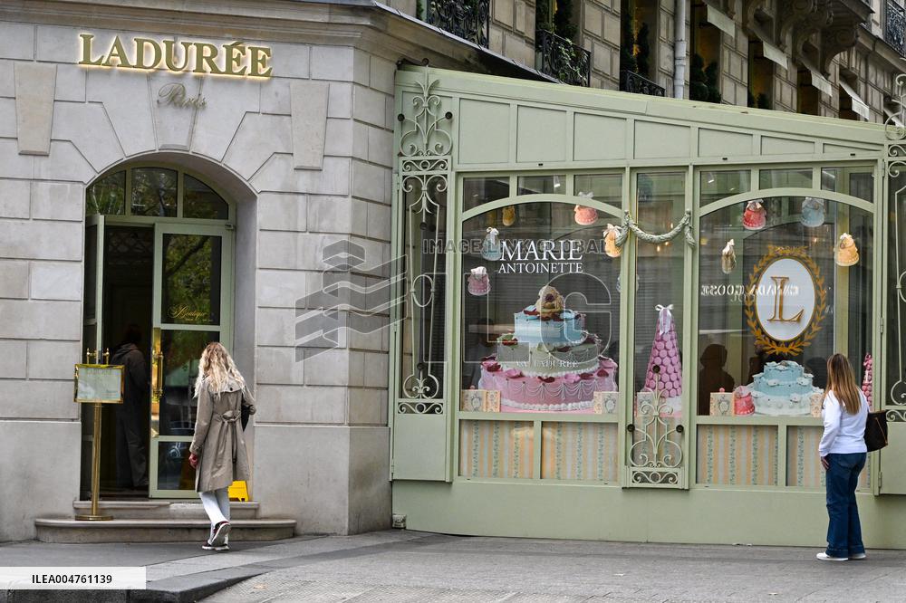 Illustration In Paris