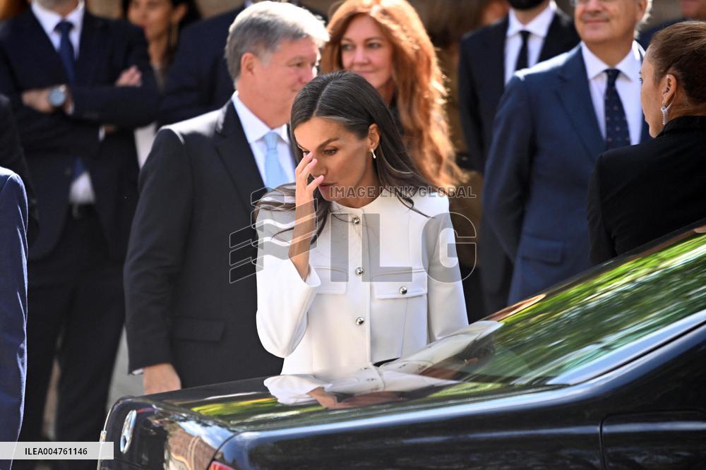 Queen Letizia At 5th of Retina Eco Awards - Madrid