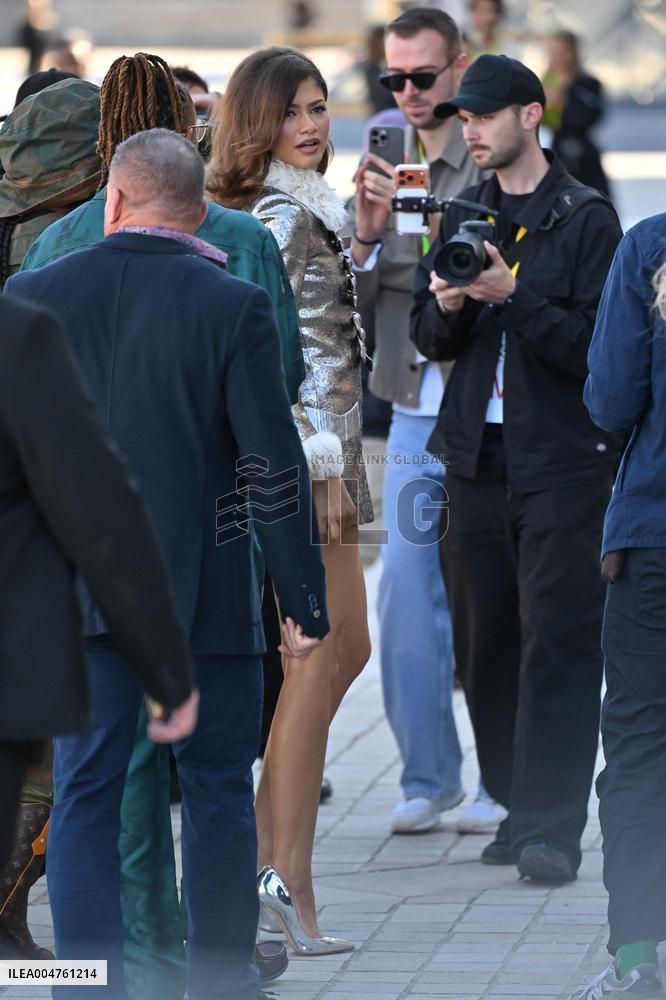 PFW Louis Vuitton Outside Arrivals