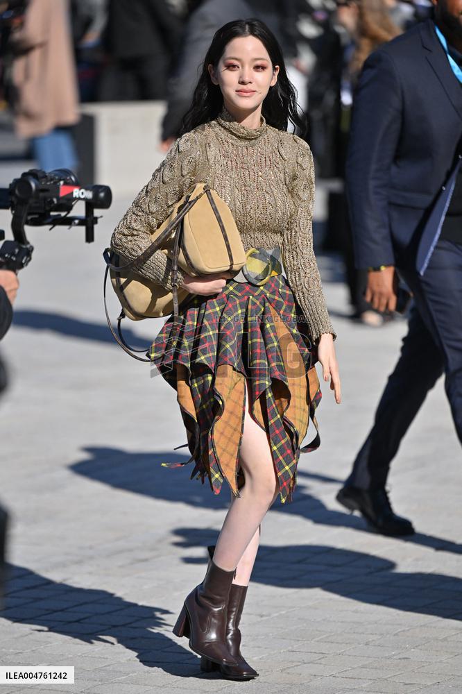 PFW Louis Vuitton Outside Arrivals