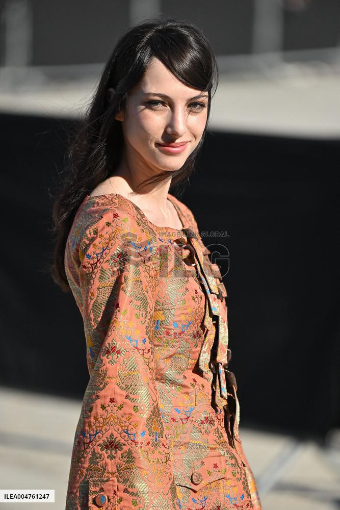 PFW Louis Vuitton Outside Arrivals