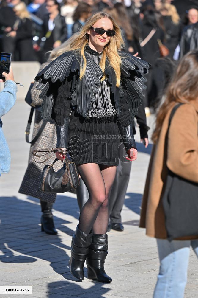 PFW Louis Vuitton Outside Arrivals