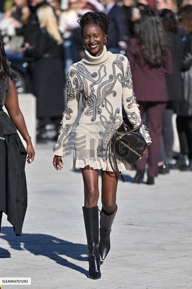 PFW Louis Vuitton Outside Arrivals