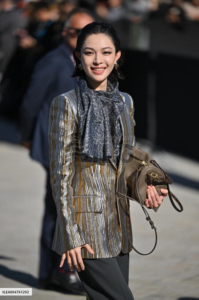 PFW Louis Vuitton Outside Arrivals