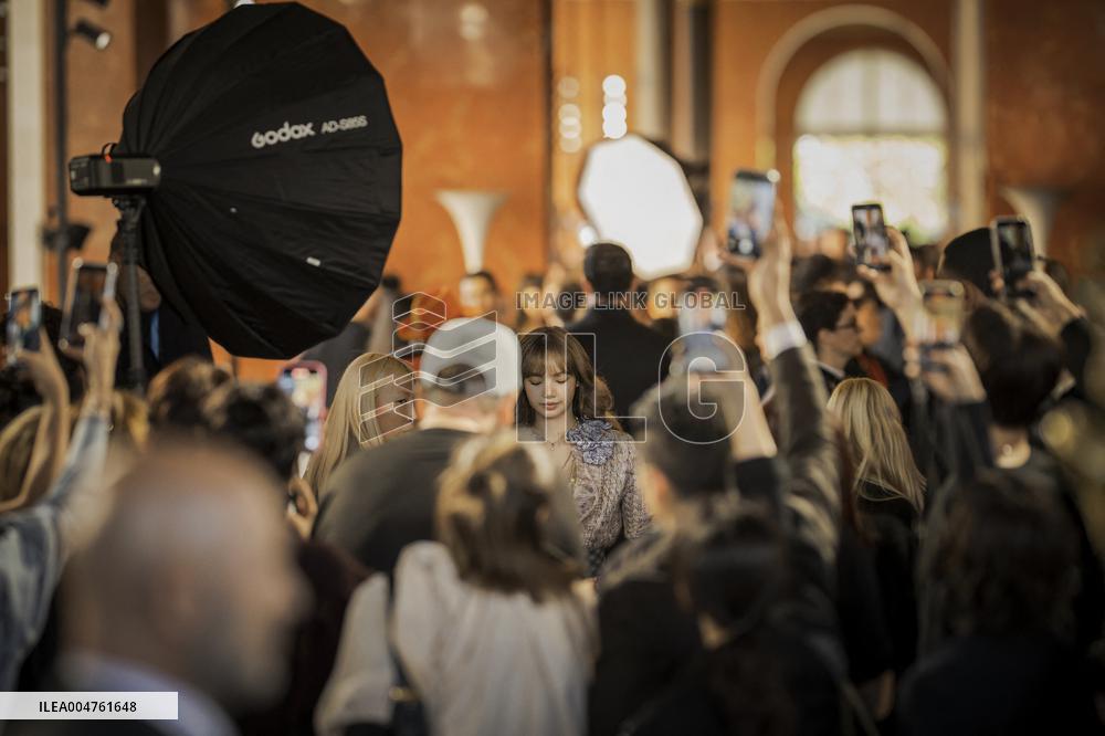 PFW - Louis Vuitton Front Row