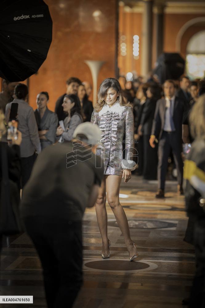 PFW - Louis Vuitton Front Row