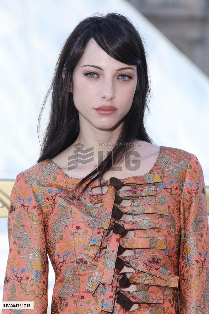 PFW - Louis Vuitton Photocall