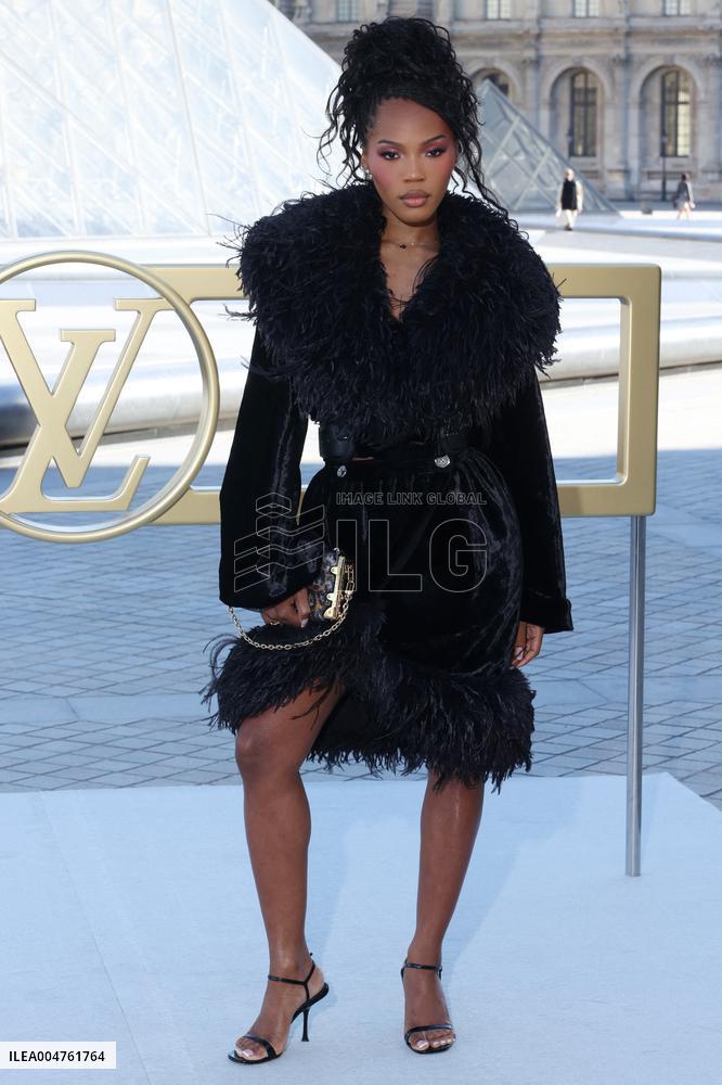 PFW - Louis Vuitton Photocall