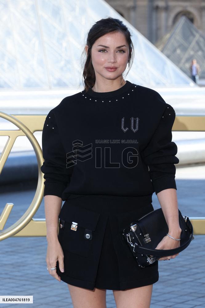 PFW - Louis Vuitton Photocall