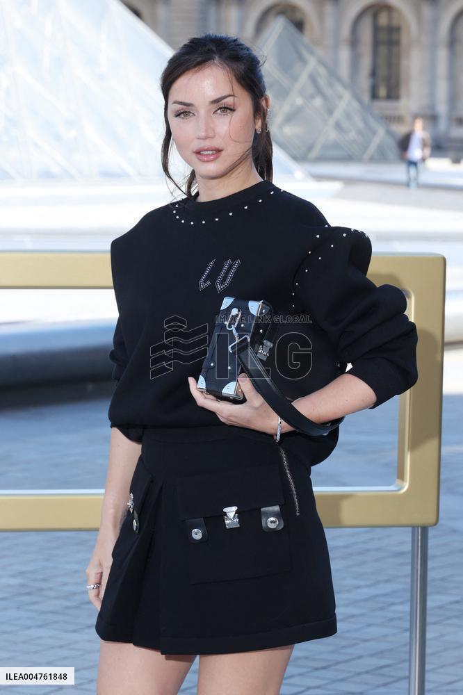 PFW - Louis Vuitton Photocall