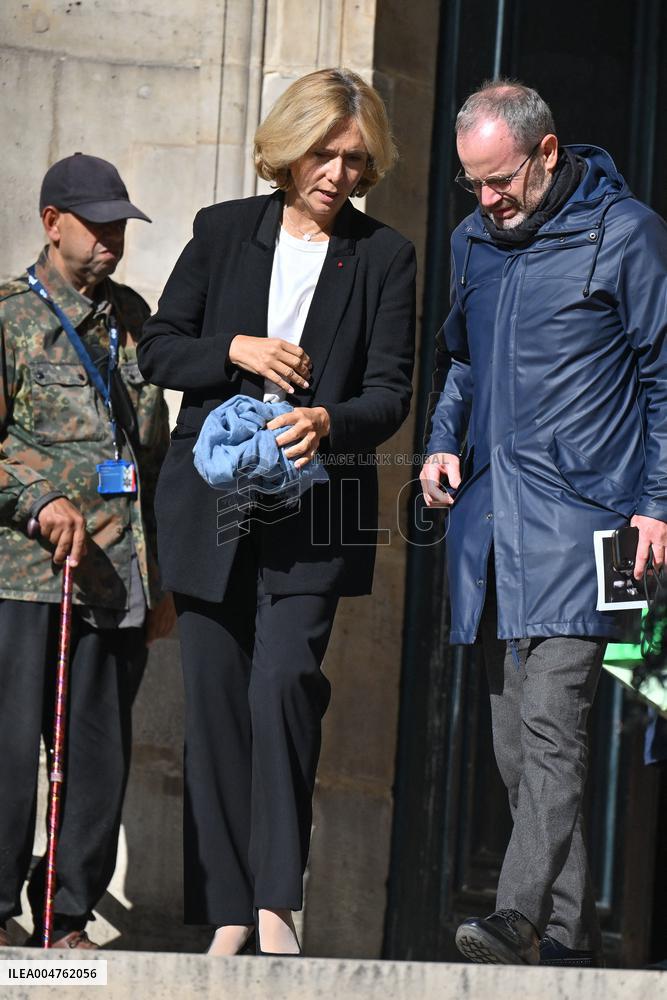 Claudia Cardinale's Funeral - Paris