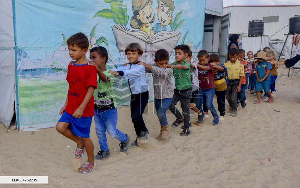 Gaza Children Face Education Disruption - Khan Yunis