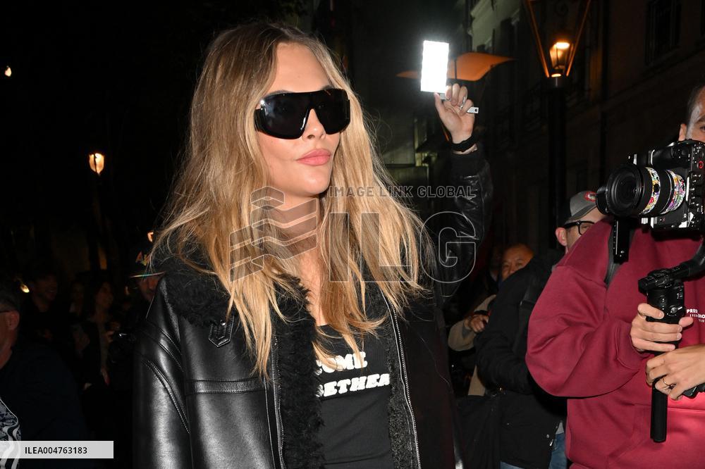 PFW Stella McCartney Outside Arrivals