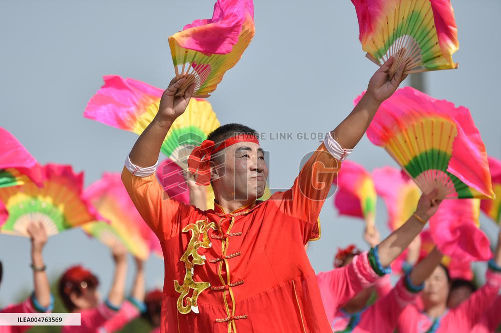 Folk Performances Celebrate The National Day Holiday