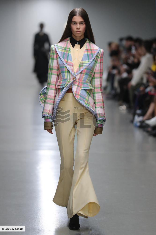 PFW - Anrealage Runway