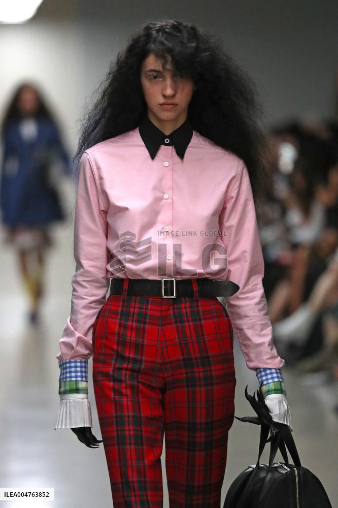 PFW - Anrealage Runway