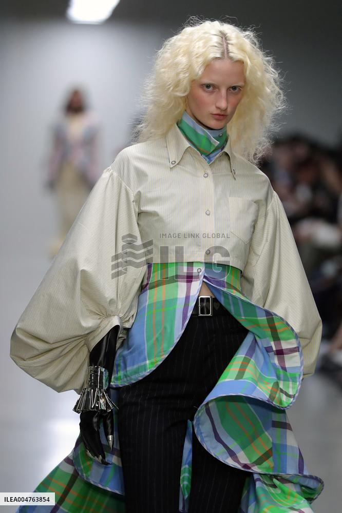 PFW - Anrealage Runway