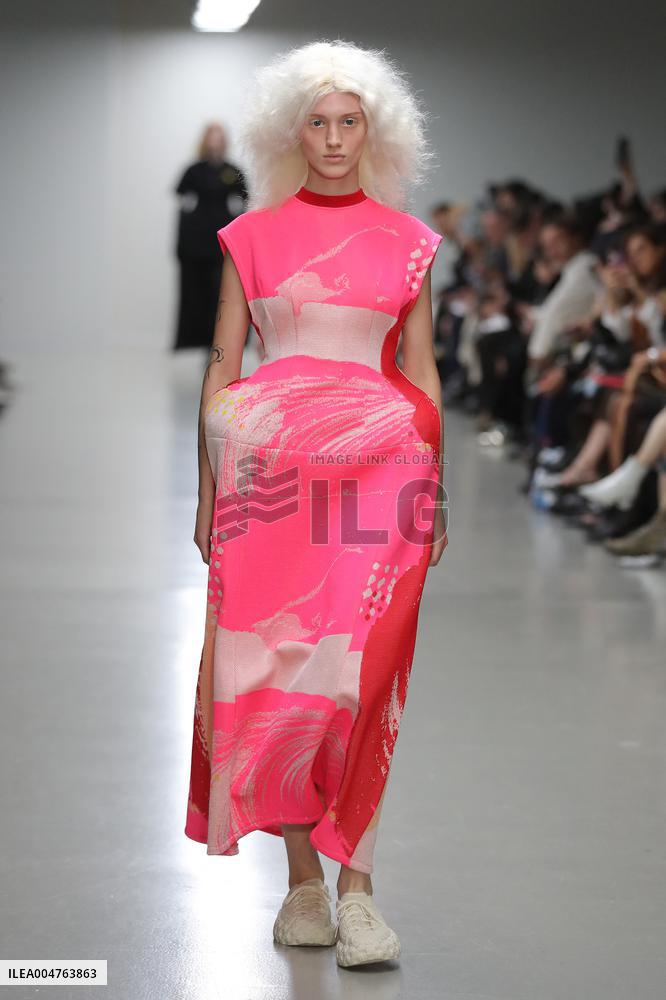 PFW - Anrealage Runway