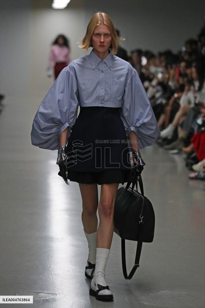 PFW - Anrealage Runway
