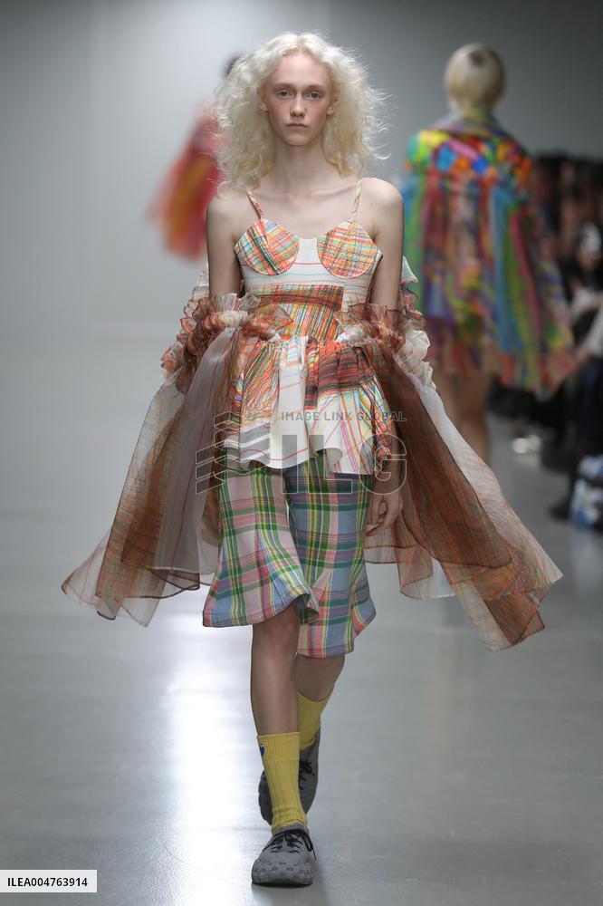 PFW - Anrealage Runway